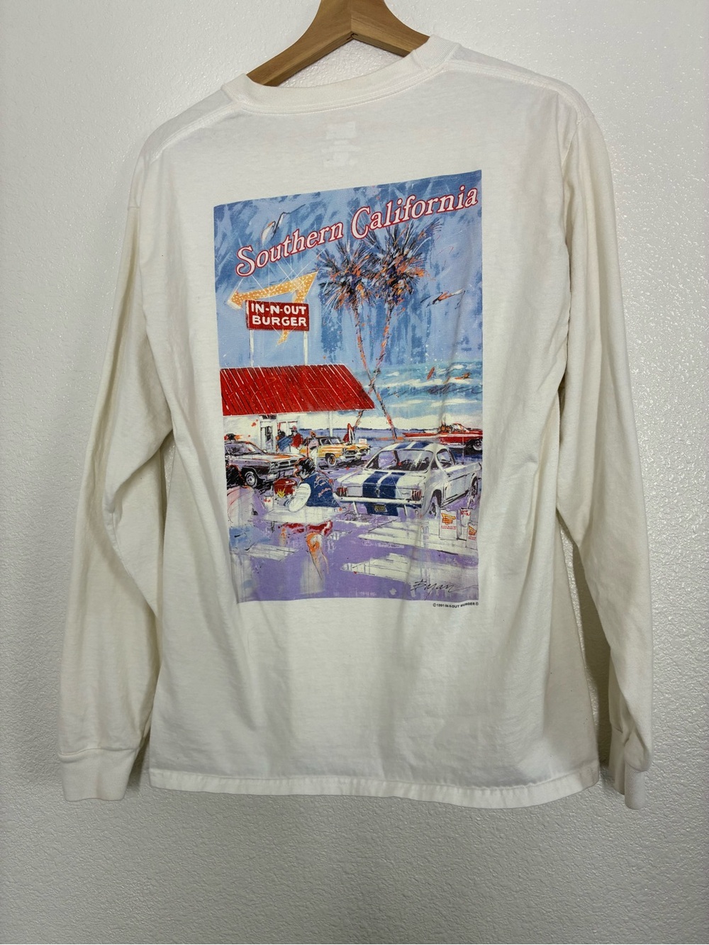 In-N-Out Burger Shirt Mens Medium White Long Sleeve Southern California Tee